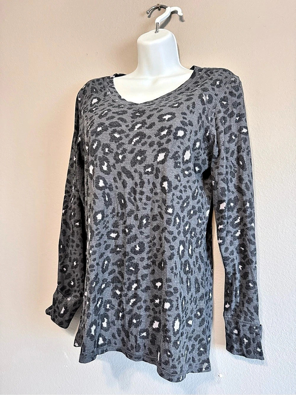 Grey Leopard Long Sleeve